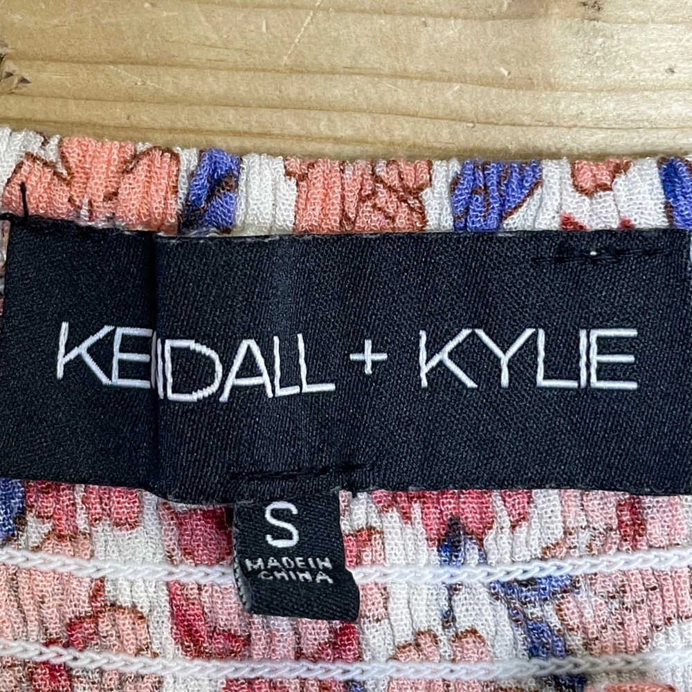 Kendall + Kylie‎ Floral Smocked Tie Front Crop Top Blouse Puff Sleeve S - Picture 2 of 5